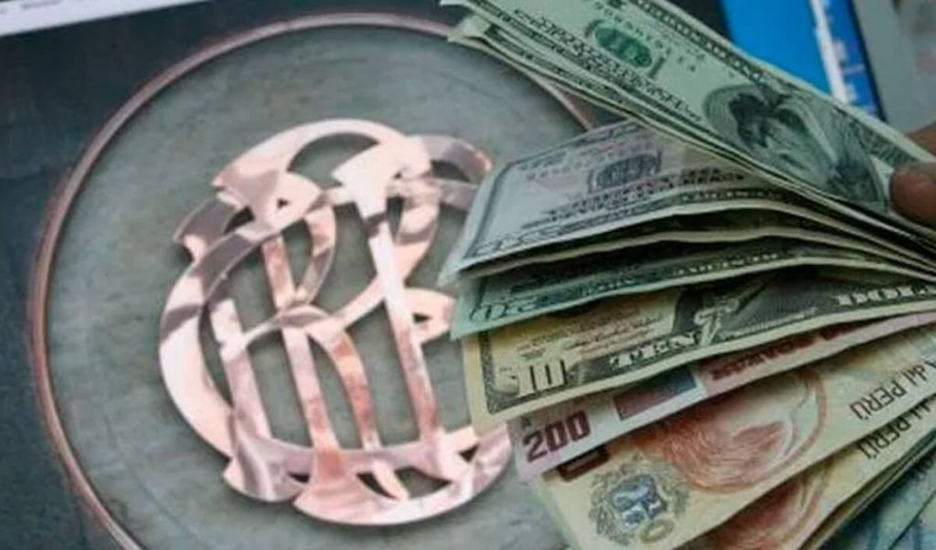 Programa Reactiva Perú facilitó el crecimiento económico del sector privado a un 3.9% anual en julio.