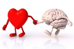 Dibujo de corazón animado agarrando a cerebro animado