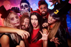 Celebración de Halloween en las calles de Lima, Perú