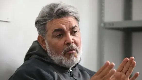 problemas políticos en la farándula