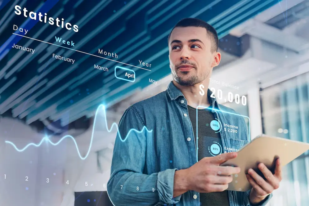 Persona utilizando ChatGPT Search, el nuevo asistente de búsqueda impulsado por inteligencia artificial
