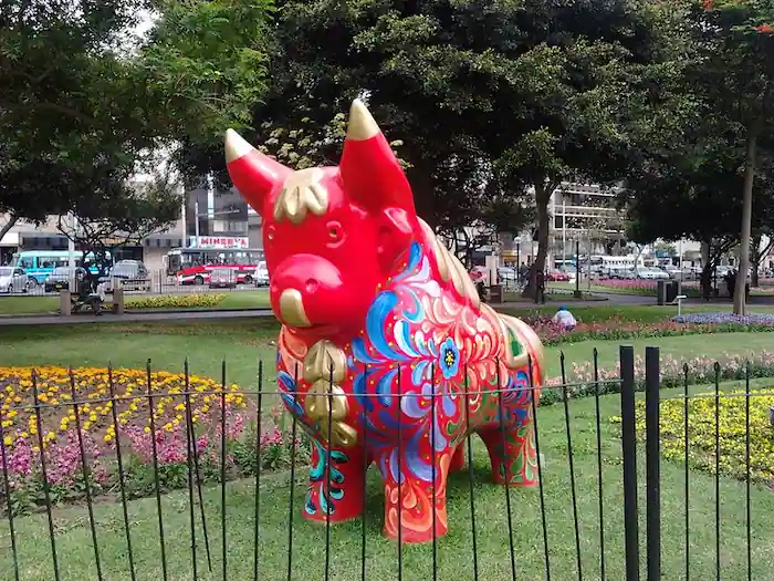 adorno de toro en el Parque Kennedy