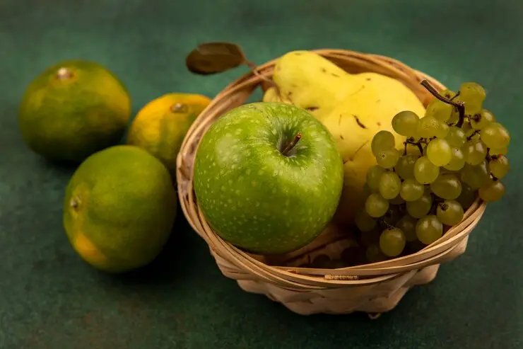 Frutas verdes o extremadamente ácidas