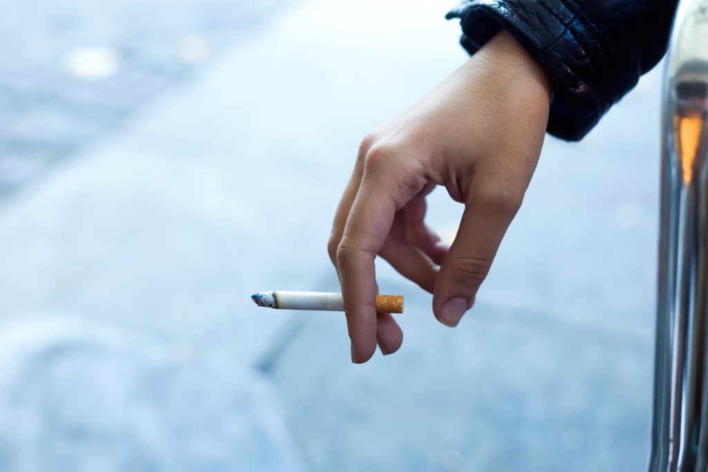 Evitar el tabaco y el alcohol