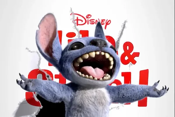 Stitch rasgando el poster de la película de Lilo y Stitch 2025