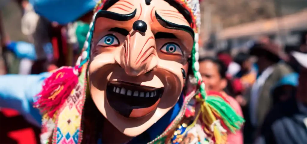 Mascara tipica de Paucartambo