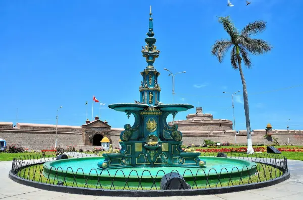 Callao: El puerto histórico de Lima