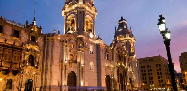 Lima Nocturna Tour gastronómico y cultural