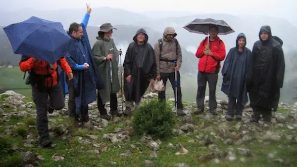 Senderismo en temporada de lluvias ,tips para no mojarte