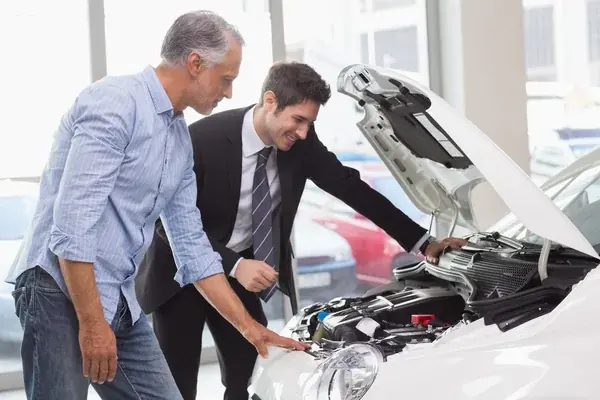 Qué debo saber antes de comprar un auto por primera vez