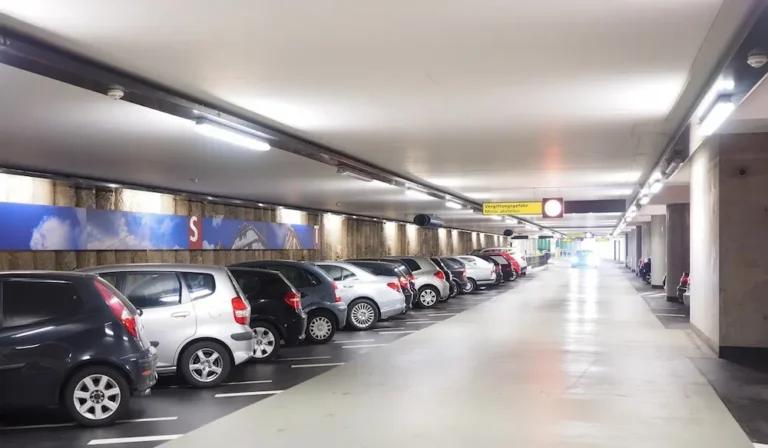 reglamento interno de cocheras en edificios