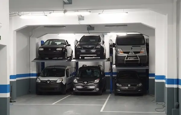 Factores a considerar al comprar elevadores de autos en Lima