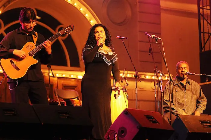 ¿Cuáles son las 10 canciones criollas más populares