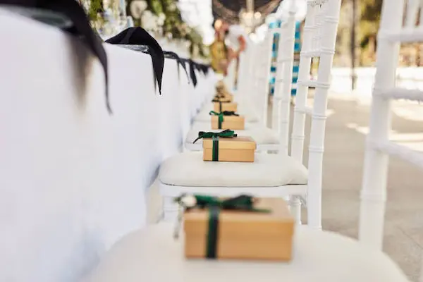 Cómo elegir recuerdos para boda que representen tu estilo