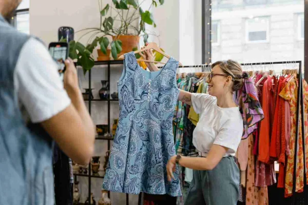 ¿Qué es la ropa sostenible y cómo identificarla