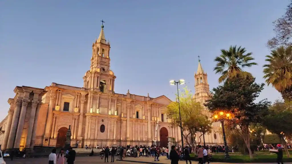 imagen de la catedral de Arequipa