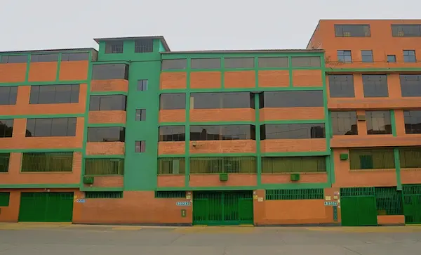 Mejores colegios en Lima como María de las Mercedes (La Victoria)