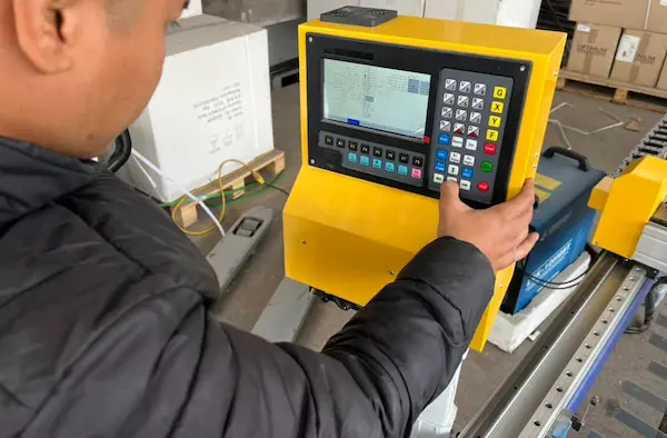 Cómo comprar maquinaria en Juggernaut Machines