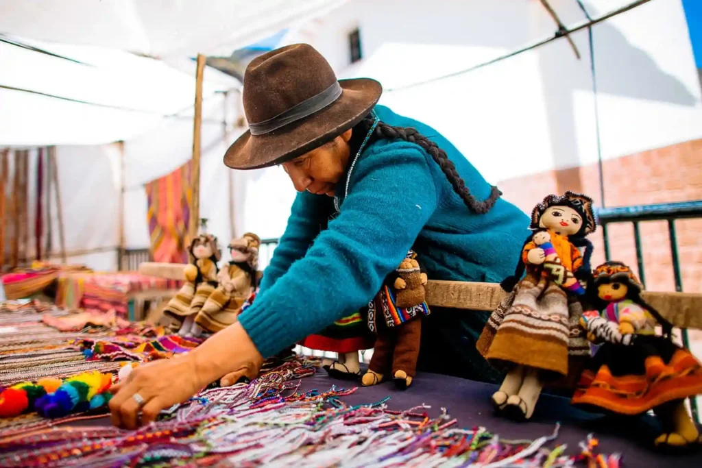 Dónde se celebra el Día del Artesano en Perú