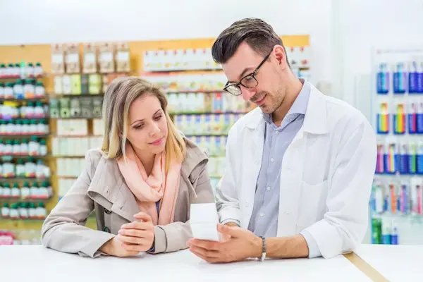 escoger en las farmacias oftalmológicas en Lima y no en una farmacia tradicional