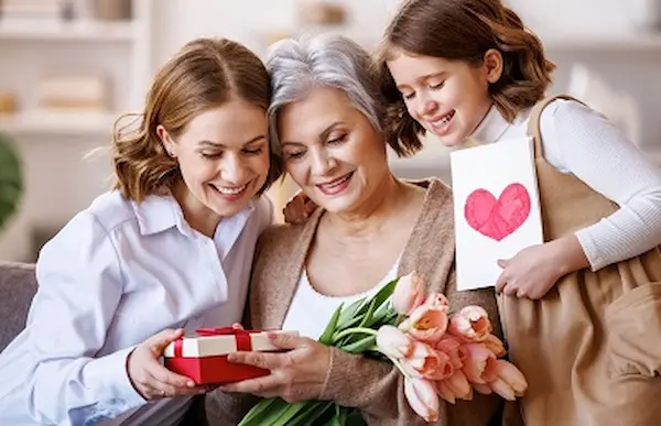 ¿Qué es el día de la madre y cómo celebrarlo?