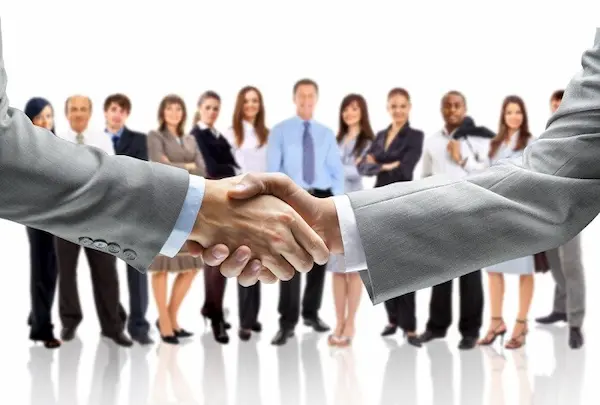 15 consejos para mejorar la relación con el cliente y tu marca
