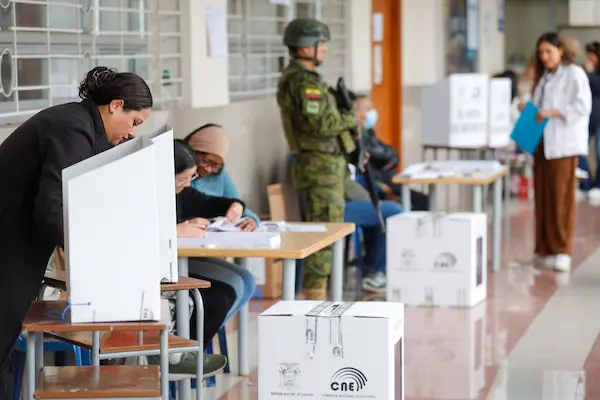 Horario oficial de las votaciones electorales