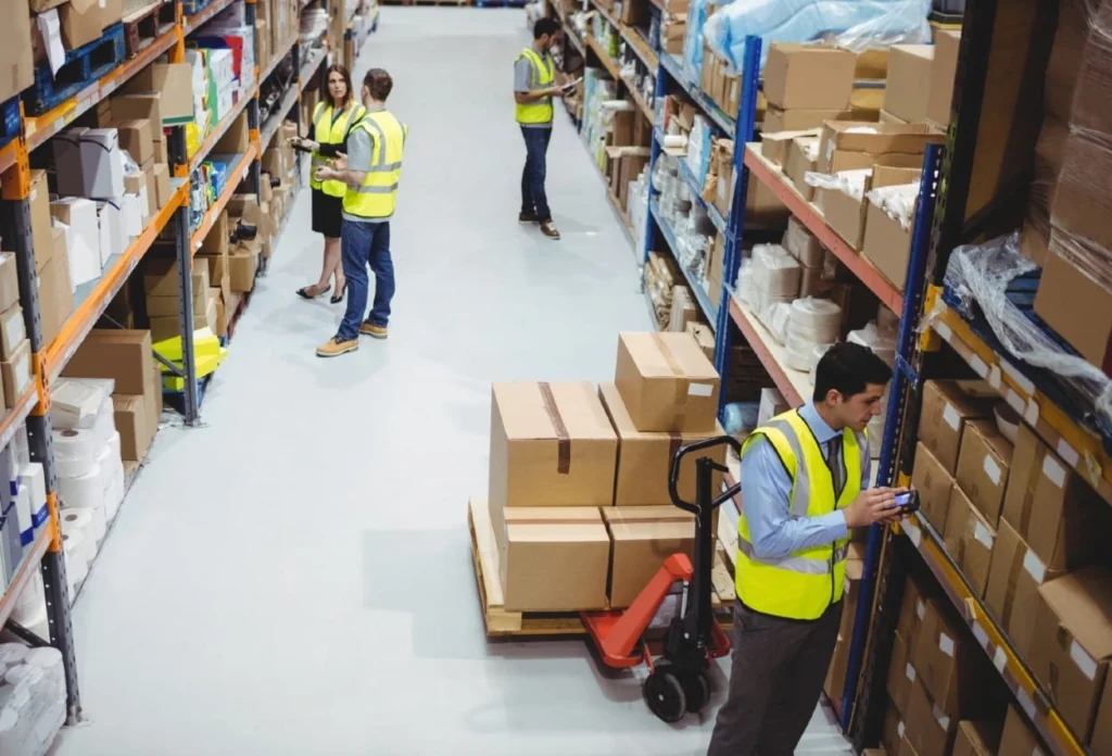 Optimizacion de espacios en almacenes industriales