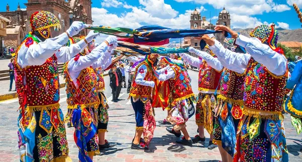 Festividades y expresión de los valores culturales